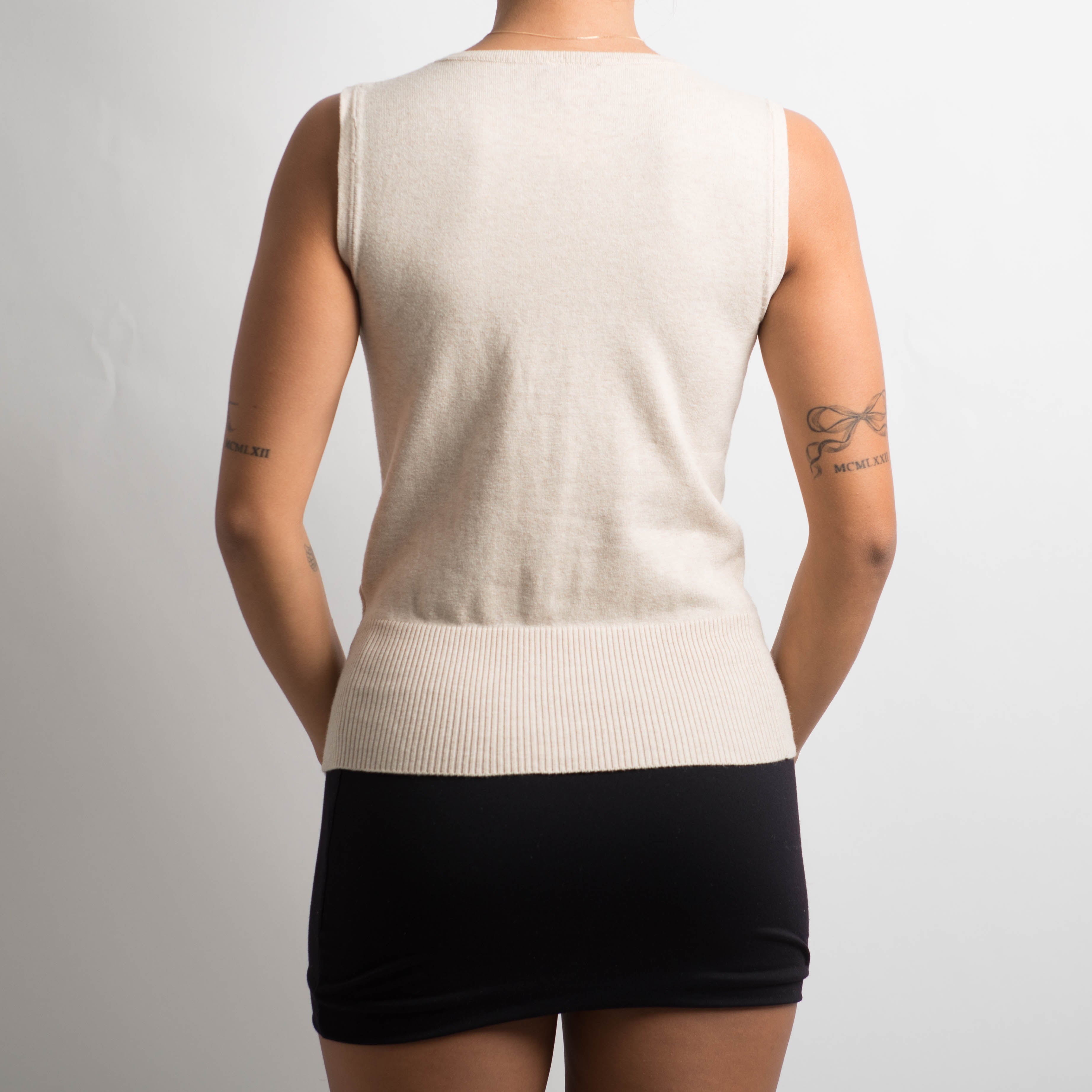 BEIGE KNIT VEST