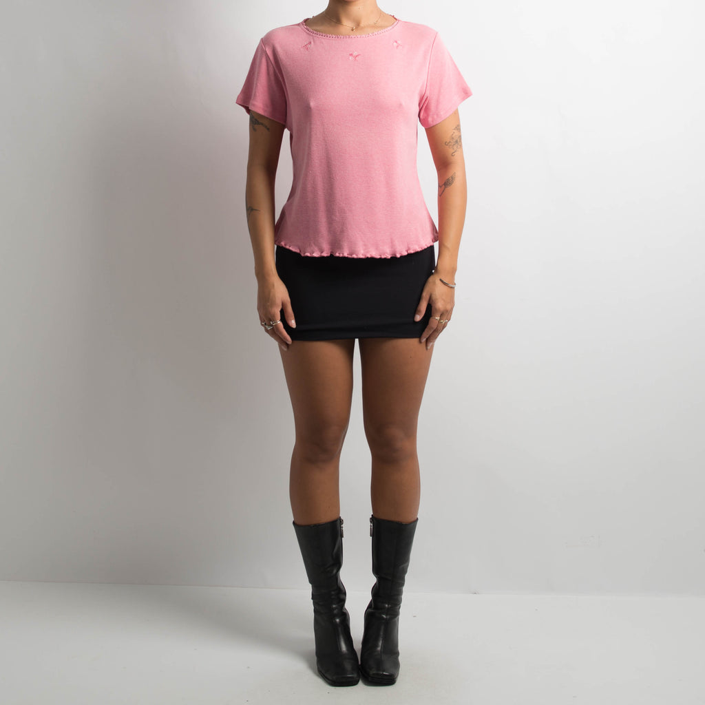 PINK EMBROIDERED TEE