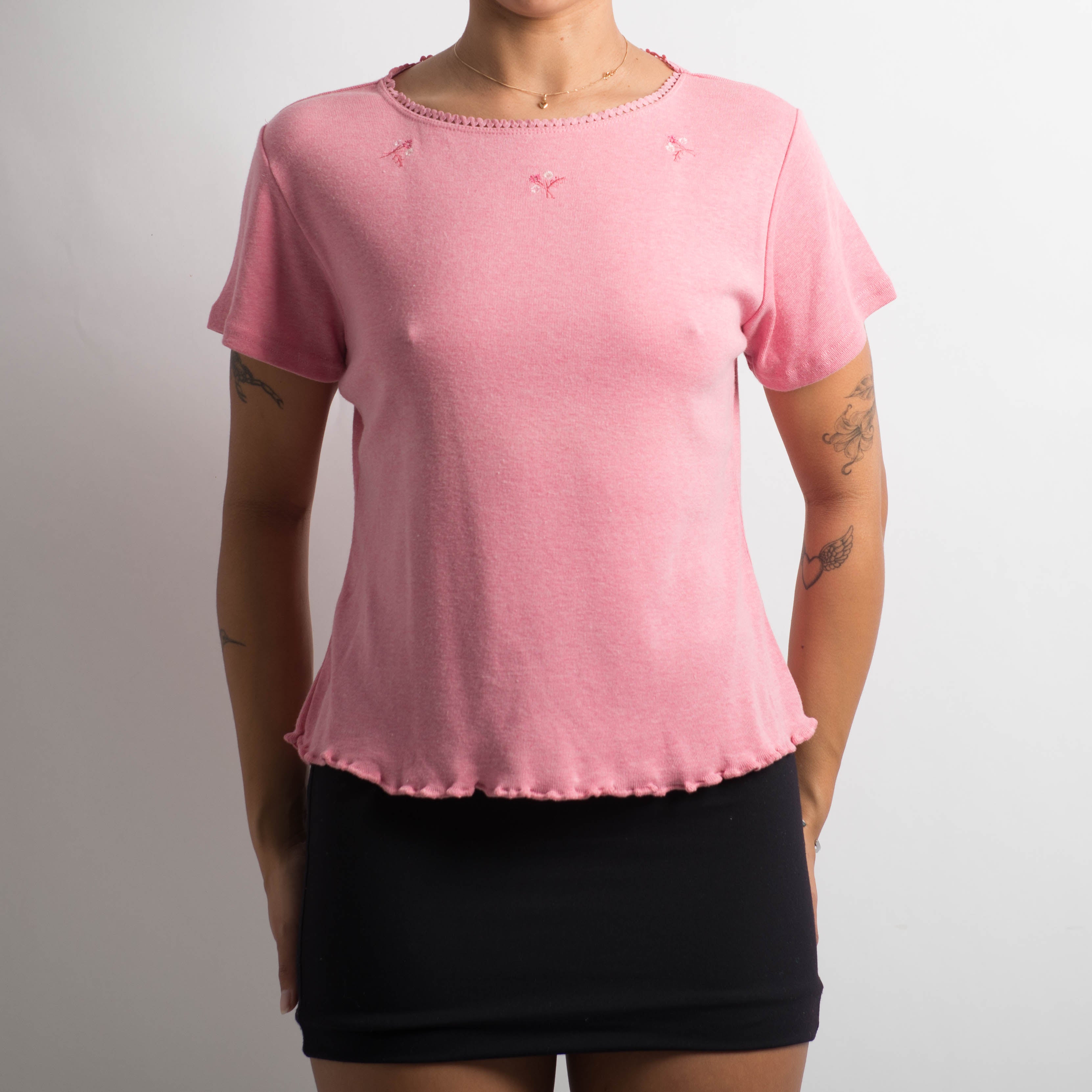 PINK EMBROIDERED TEE