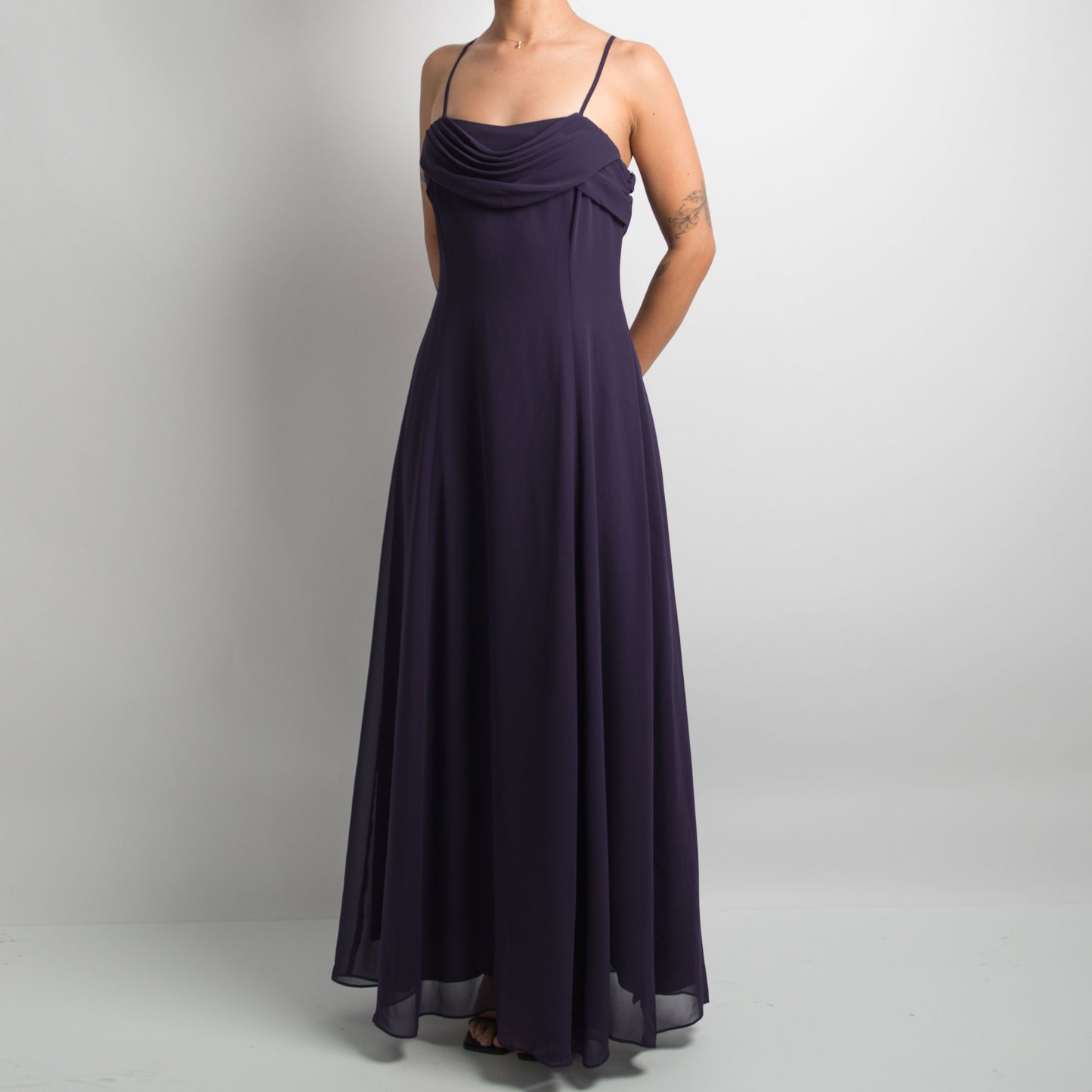 ROBE VIOLET PROFOND