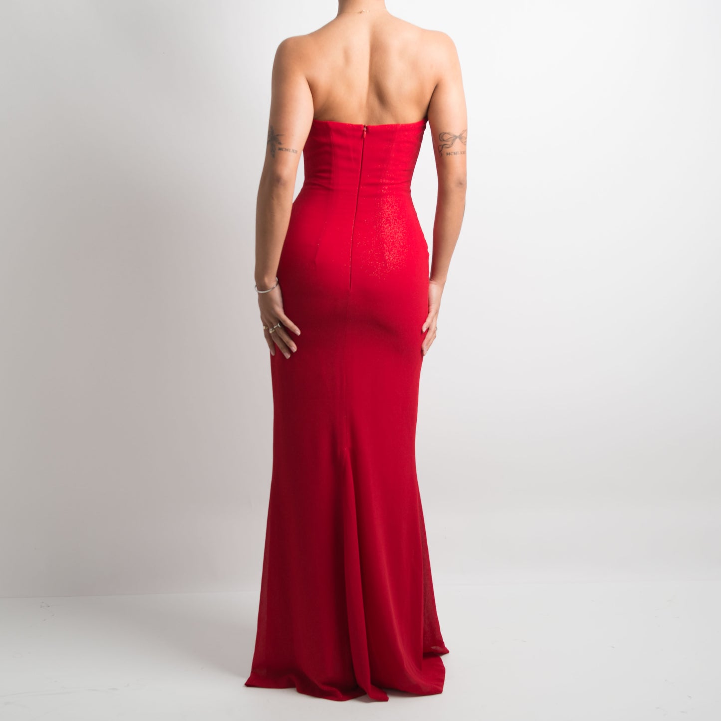 RED STRAPLESS FORMAL DRESS