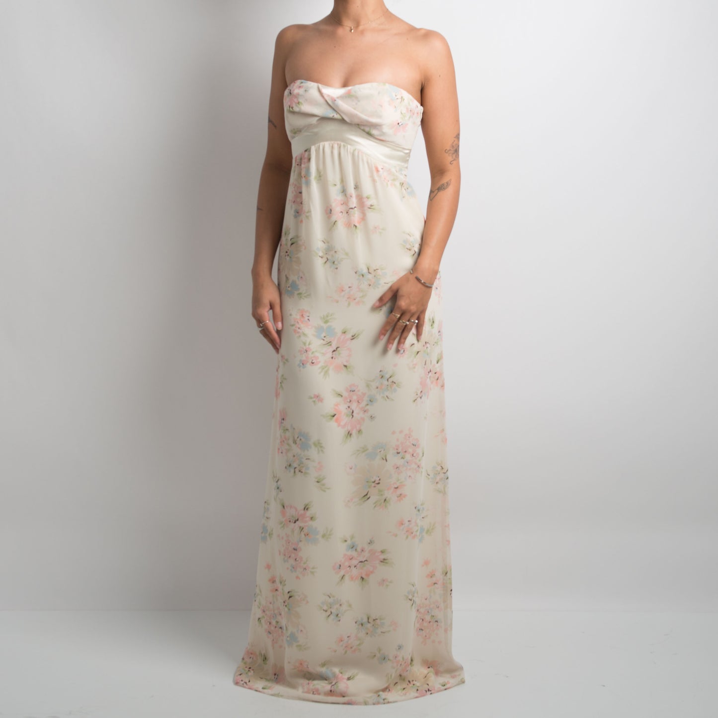 CREAM FLORAL GOWN