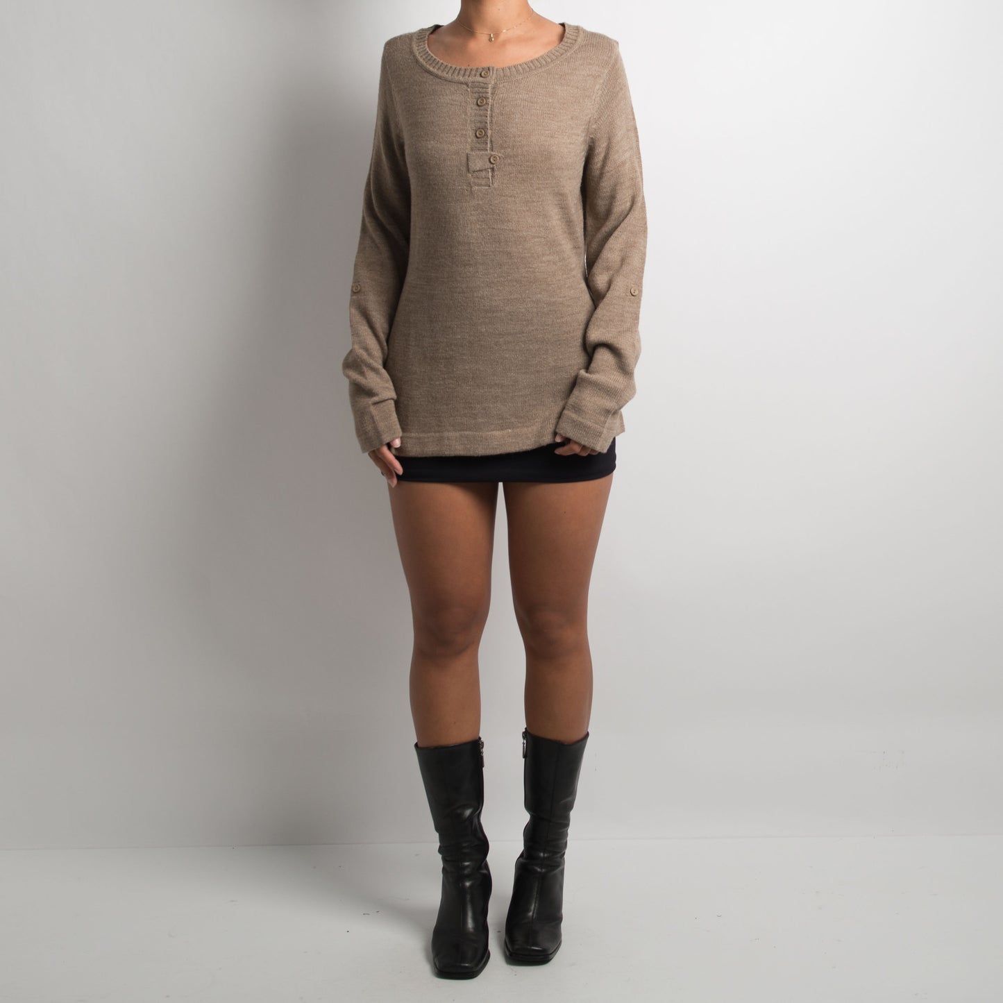 TAN KNIT LONG SLEEVE