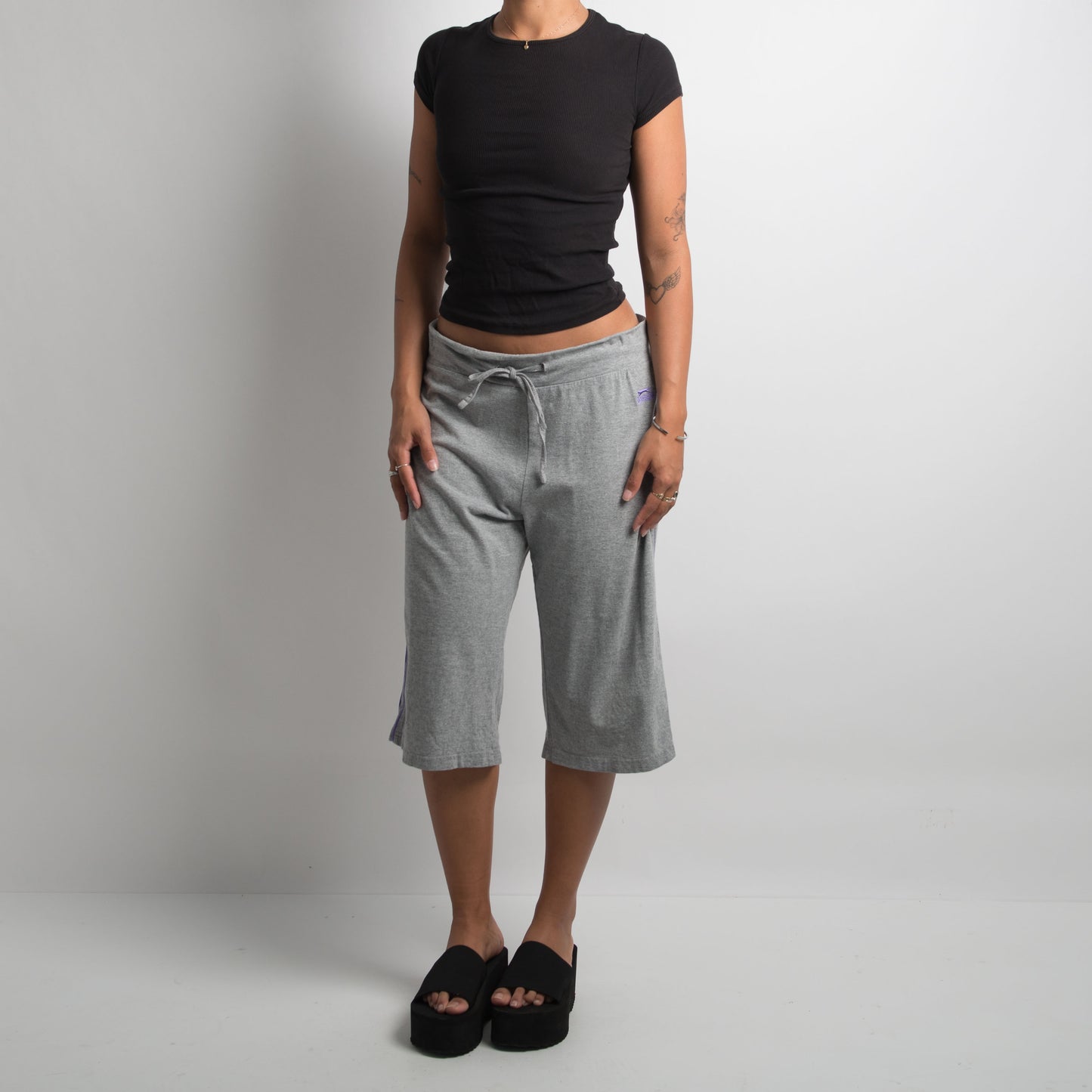 PANTALON DE SÉJOUR COURT GRIS