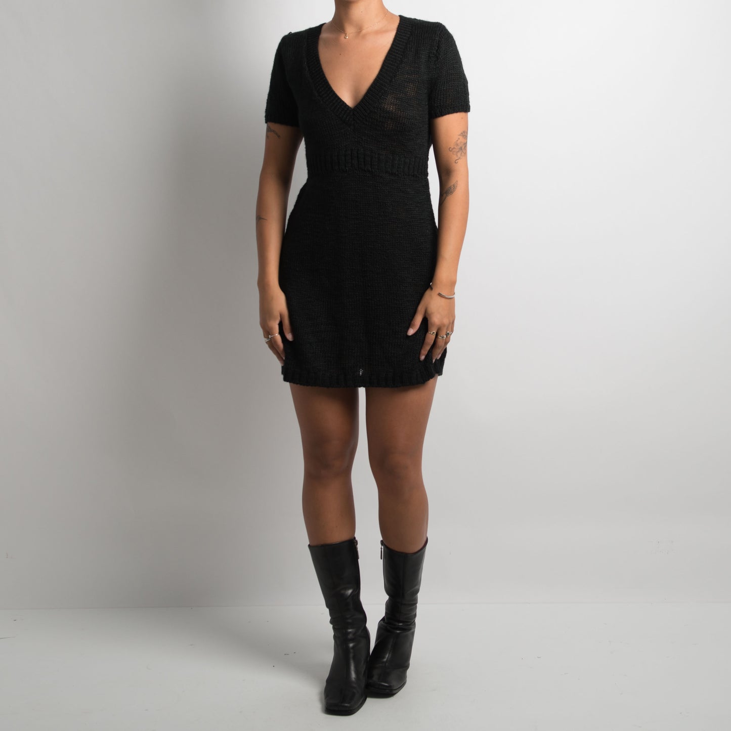 ROBE MINI EN TRICOT NOIR