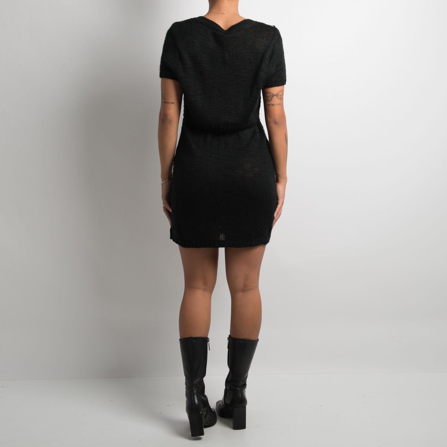 ROBE MINI EN TRICOT NOIR