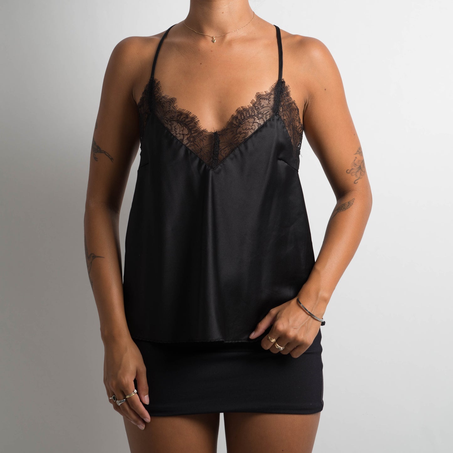 BLACK LACE TRIM CAMISOLE