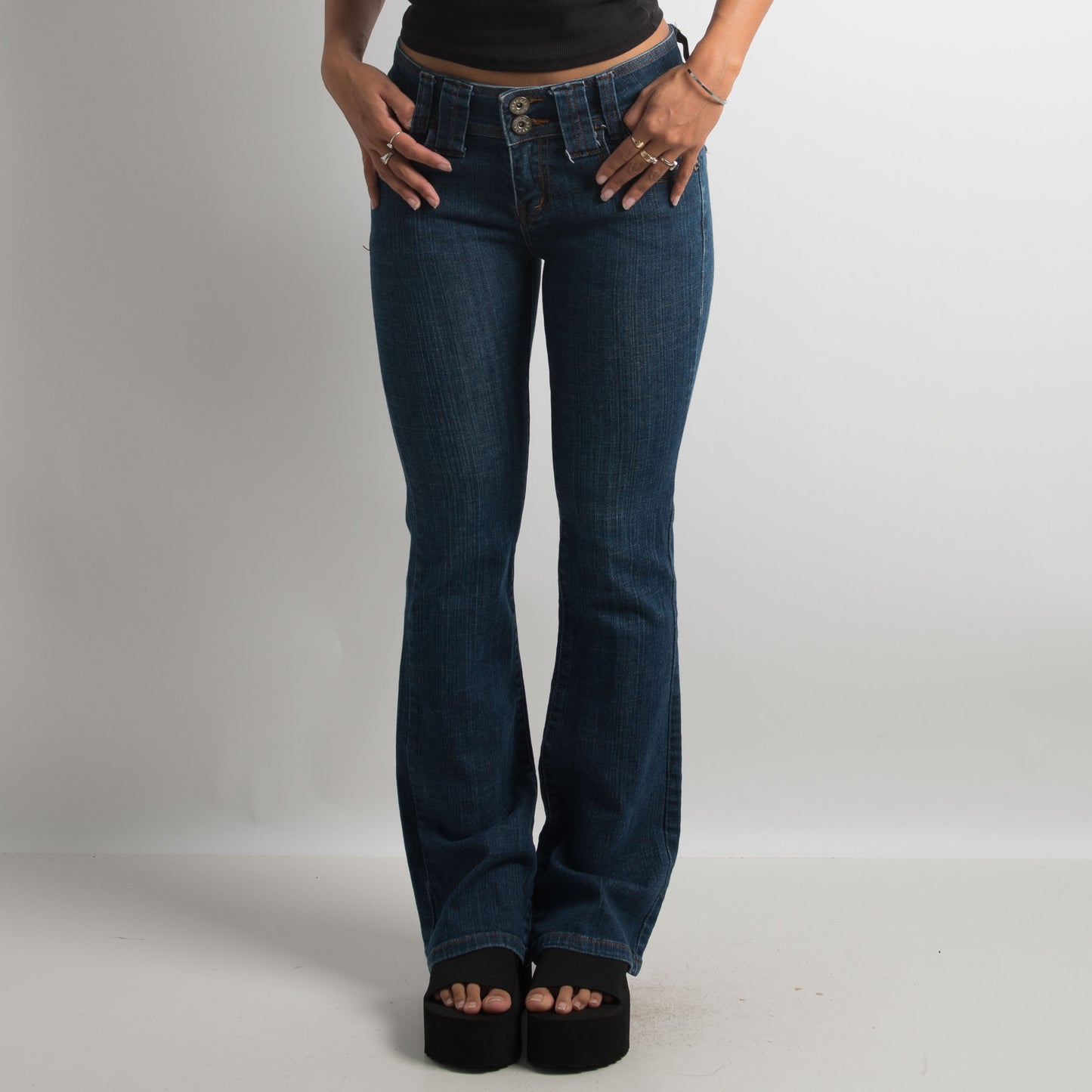 SLIM FIT BOOTCUT JEANS