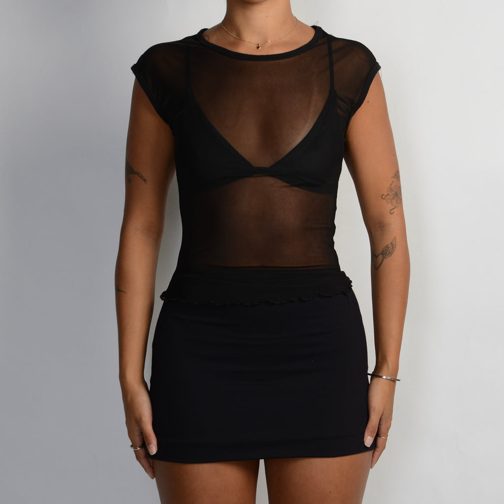BLACK MESH TOP