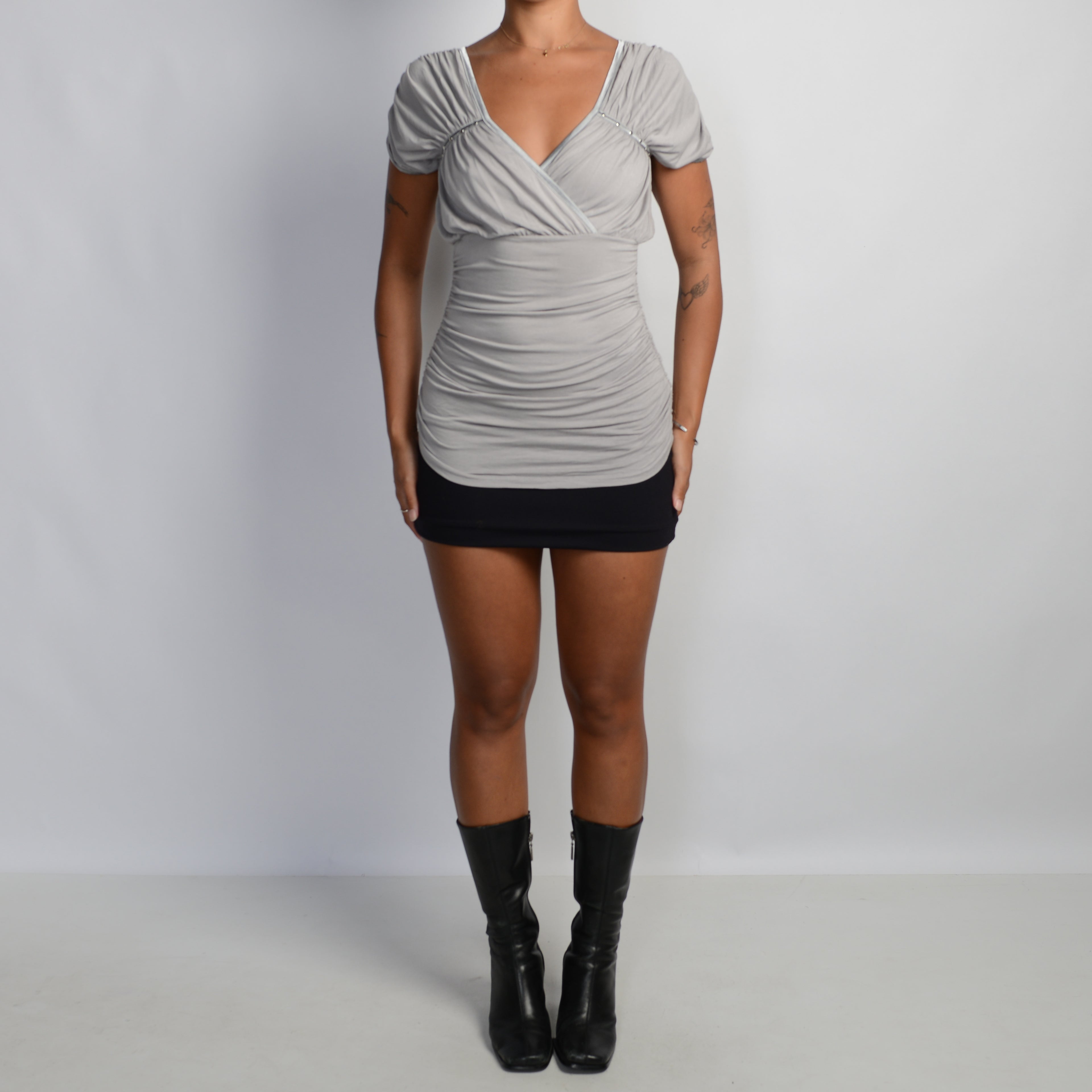 GREY RUCHED TOP