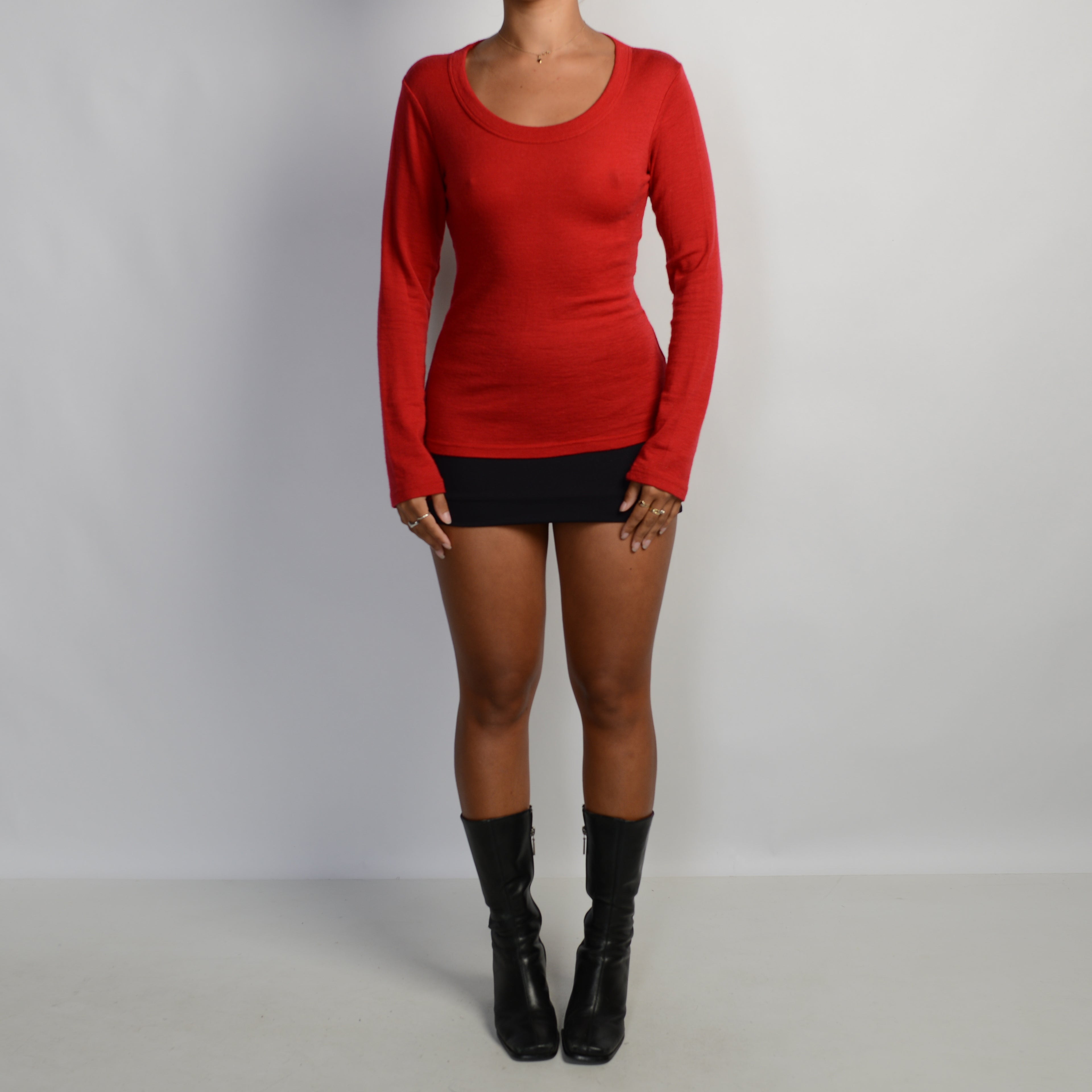 RED WOOL LONG SLEEVE TOP