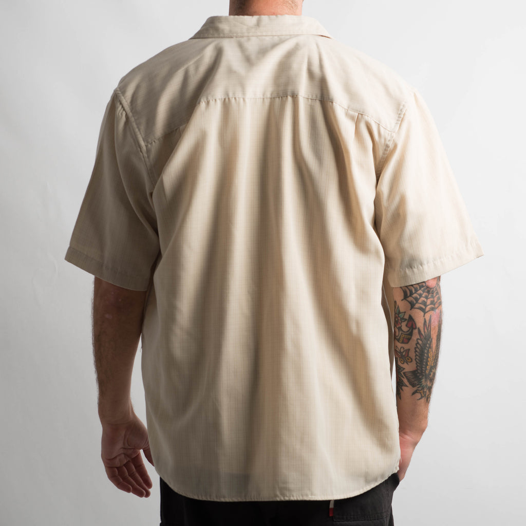 CREAM BUTTON UP SHIRT