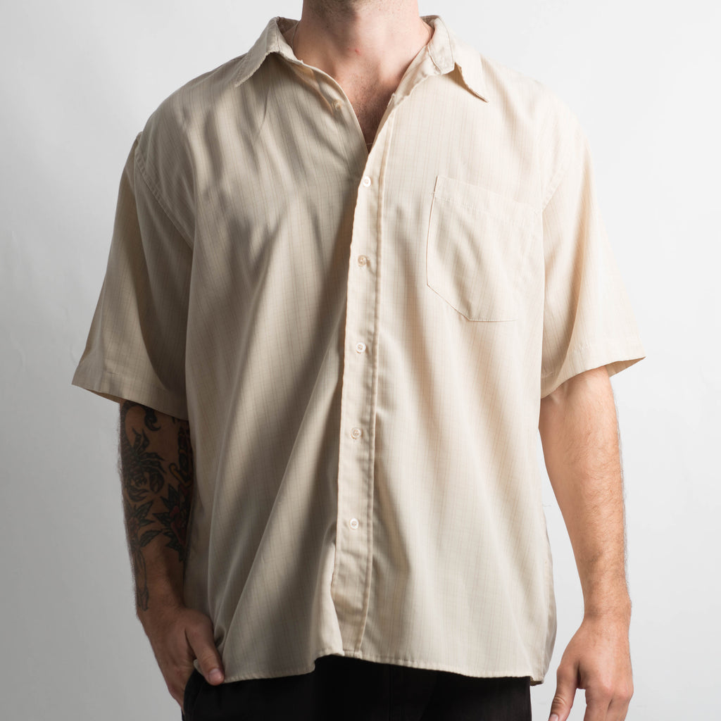 CREAM BUTTON UP SHIRT