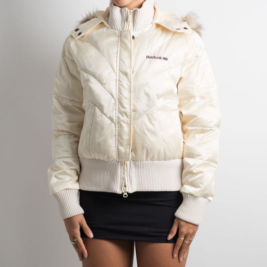 CREAM REEBOK PUFFER JACKET