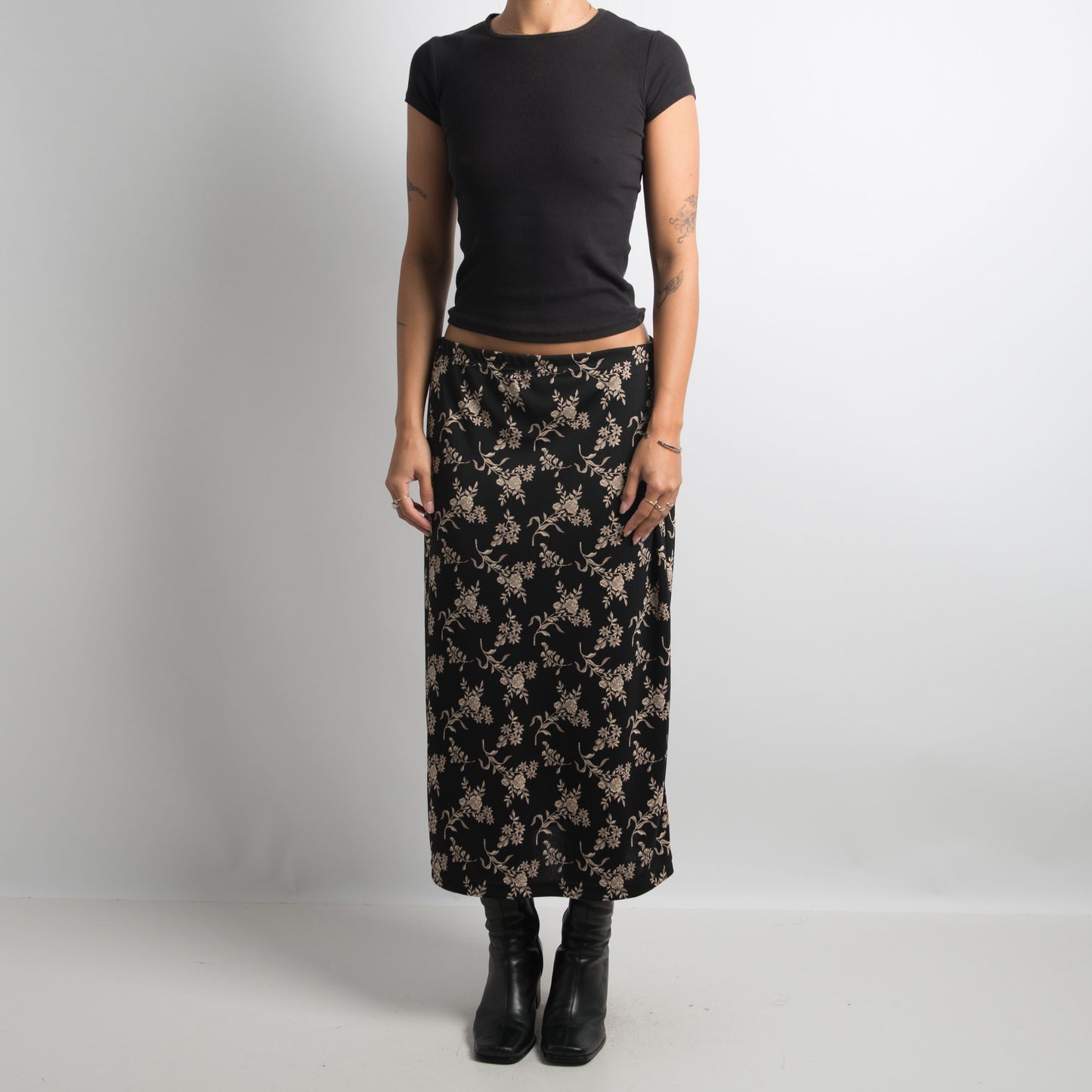 FLORAL LONGLINE SKIRT