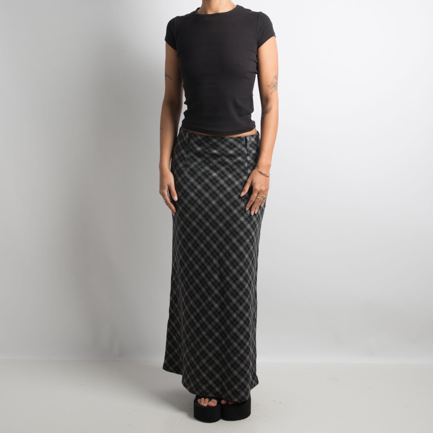 CHARCOAL PLAID MAXI SKIRT