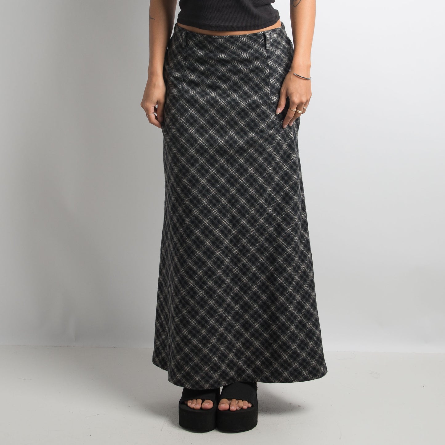 CHARCOAL PLAID MAXI SKIRT