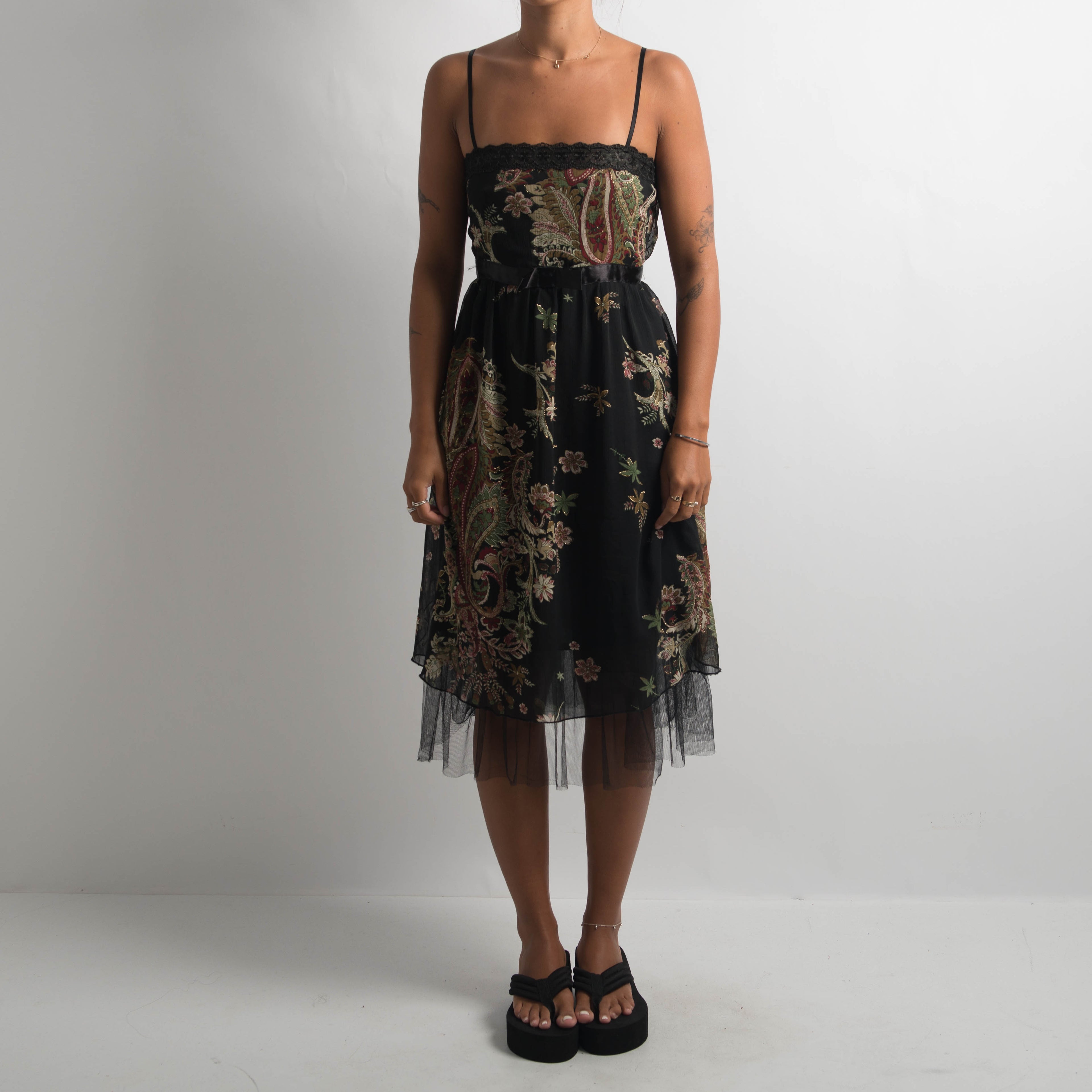 BLACK FLORAL MIDI DRESS