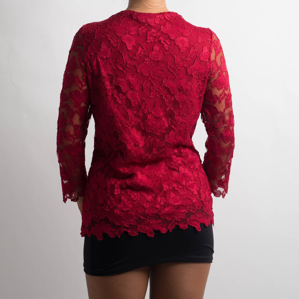 RED LACE LONG SLEEVE TOP