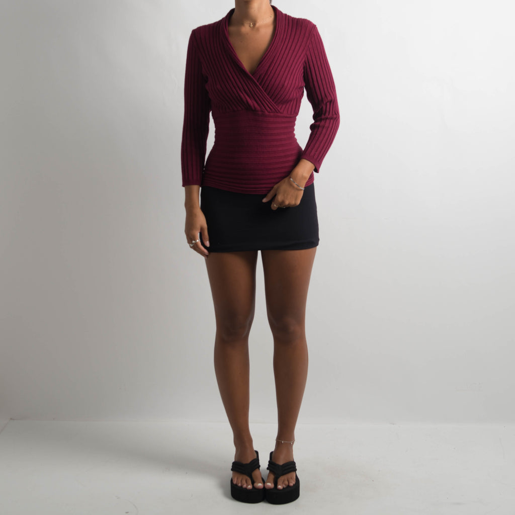 MAROON RIBBED STRETCH TOP