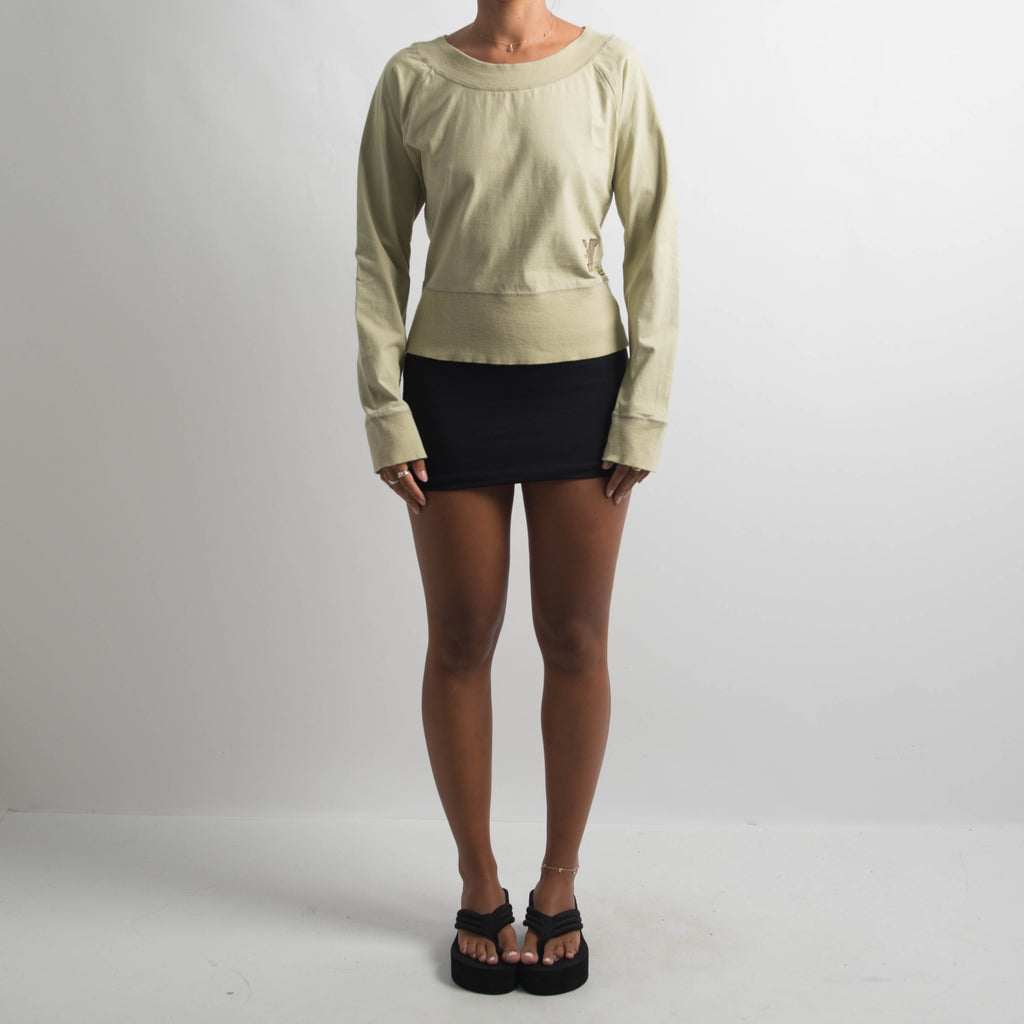 PALE GREEN LONG SLEEVE TOP