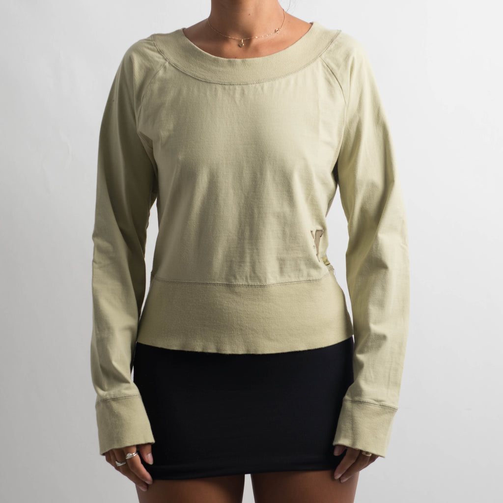 PALE GREEN LONG SLEEVE TOP