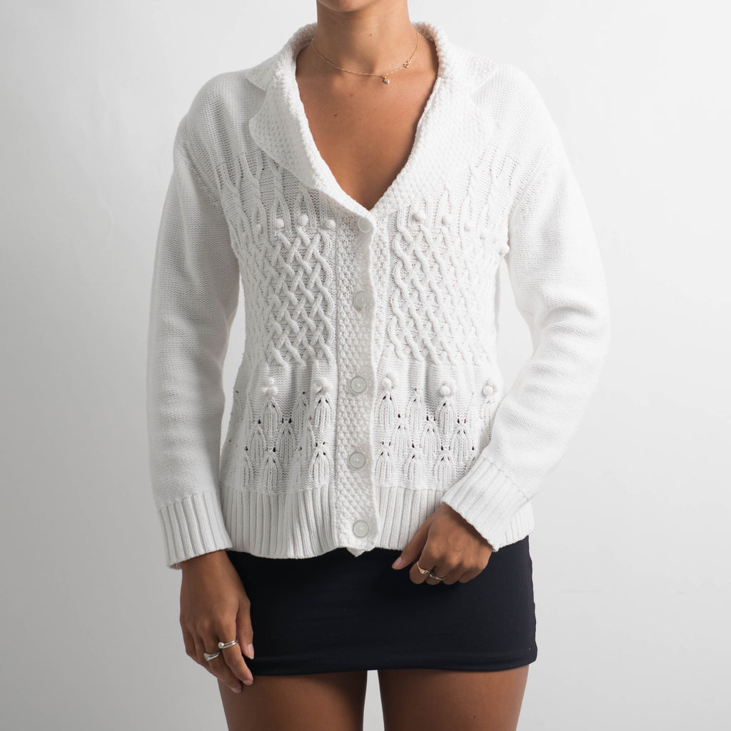 WHITE CABLE KNIT CARDIGAN