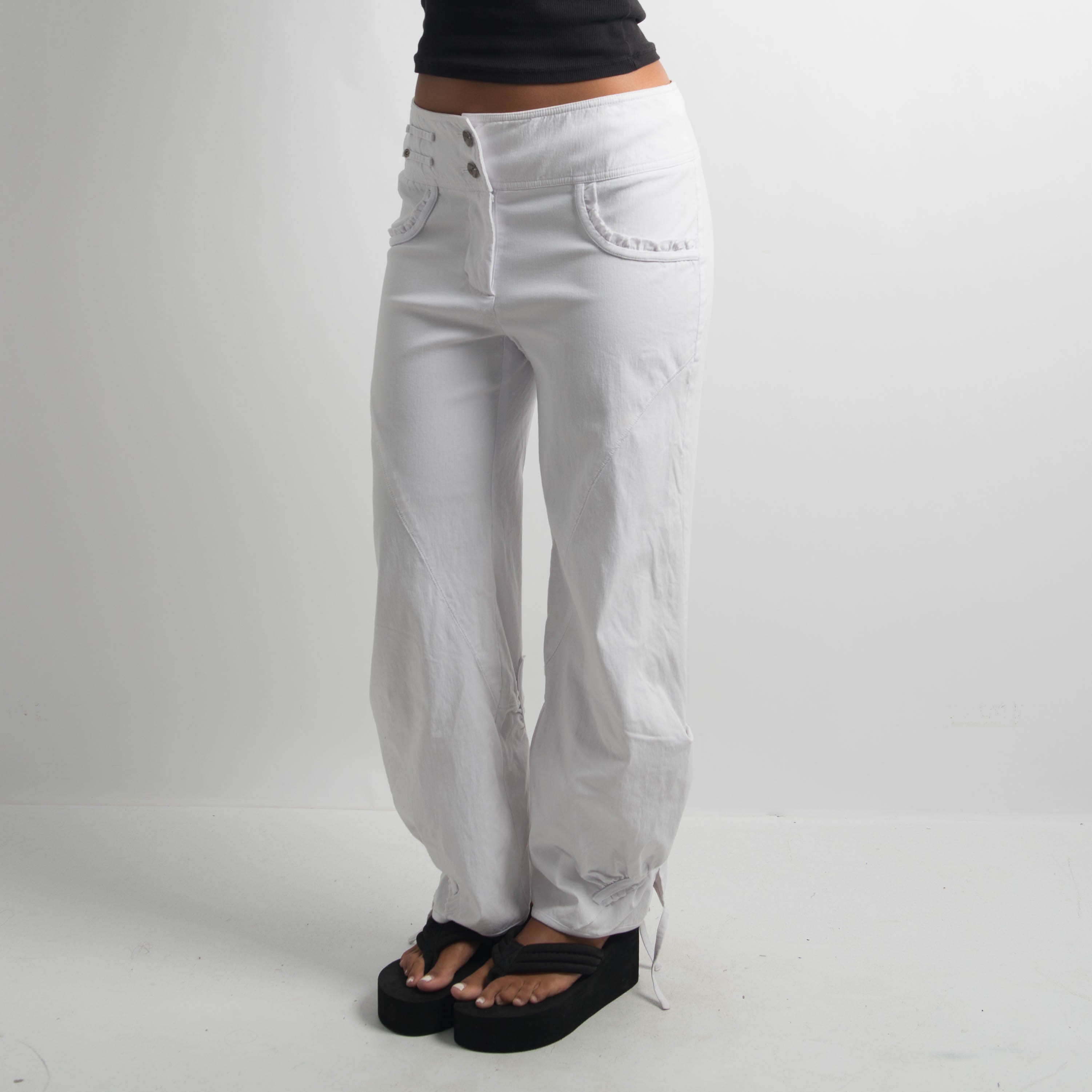 WHITE STRETCH PANTS