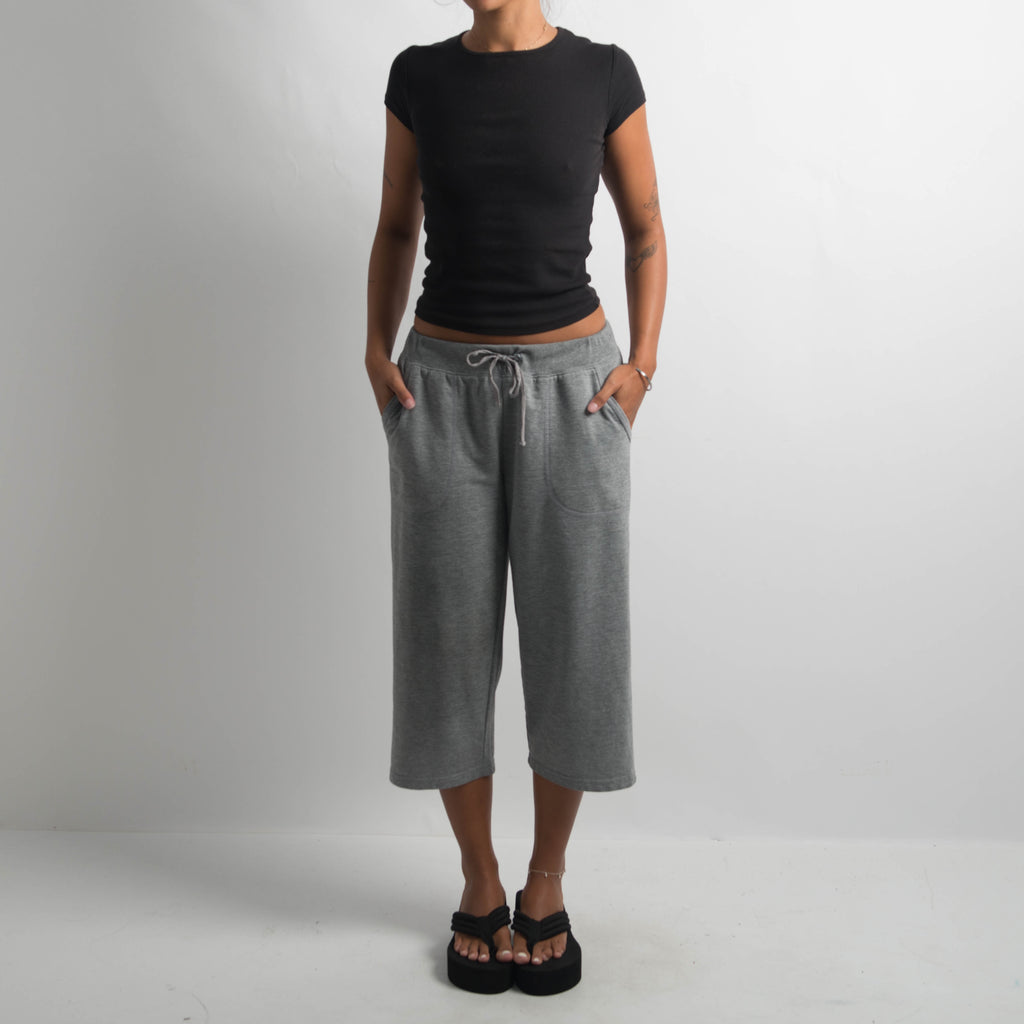 GREY CAPRI LOUNGE PANTS