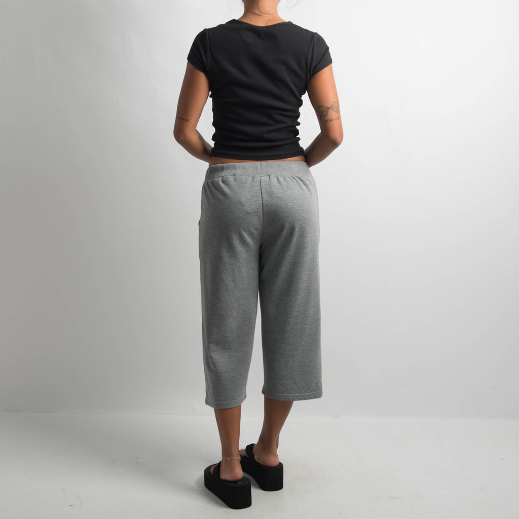 GREY CAPRI LOUNGE PANTS