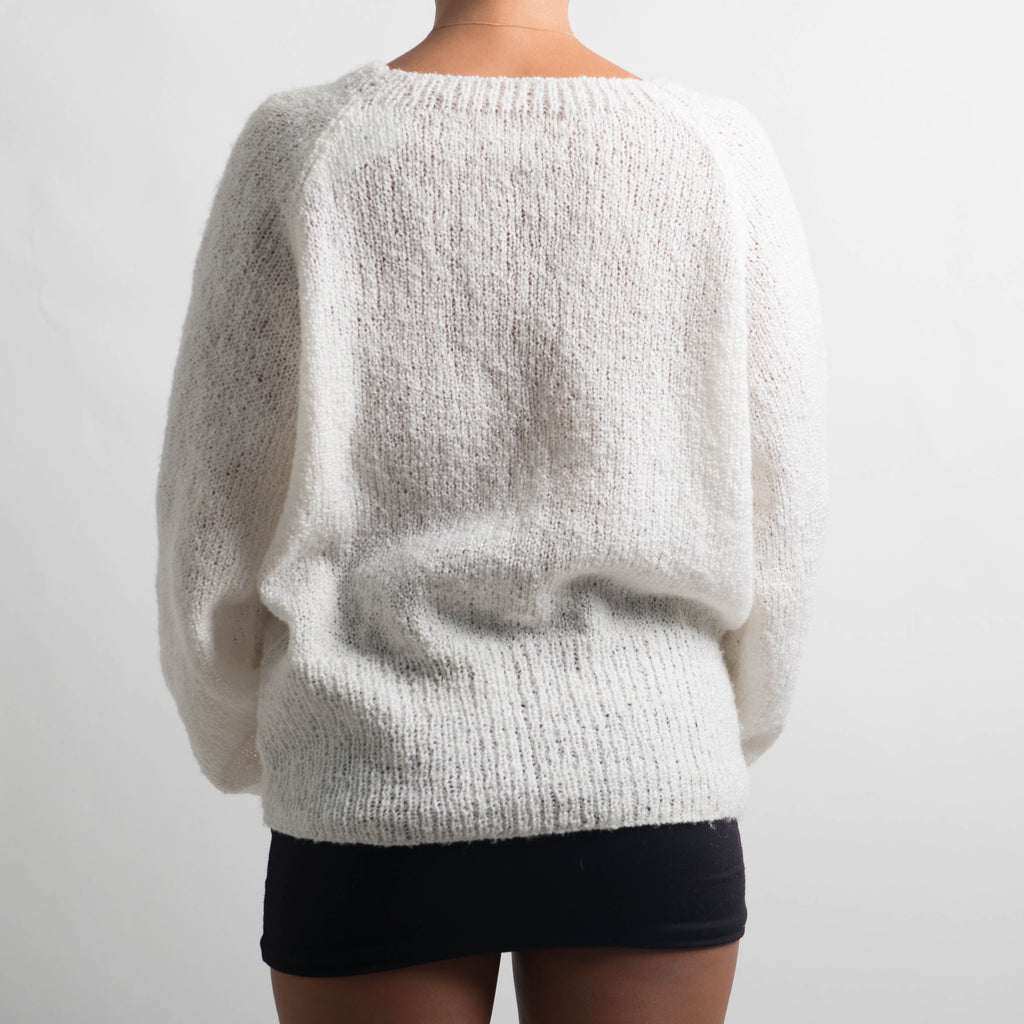 CREAM SQUARE NECK SWEATER
