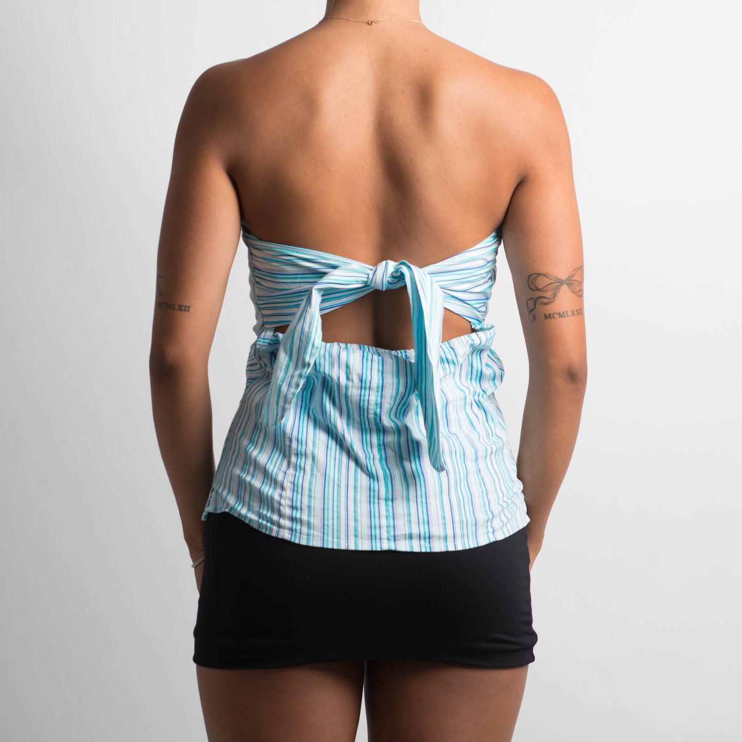 BLUE STRIPED STRAPLESS TOP