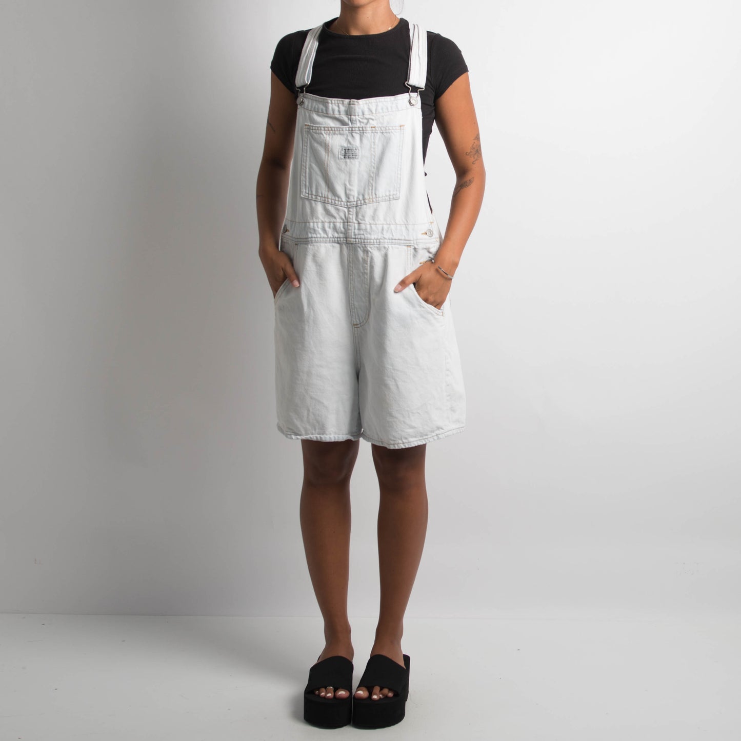 LIGHT WASH DENIM OVERALLS