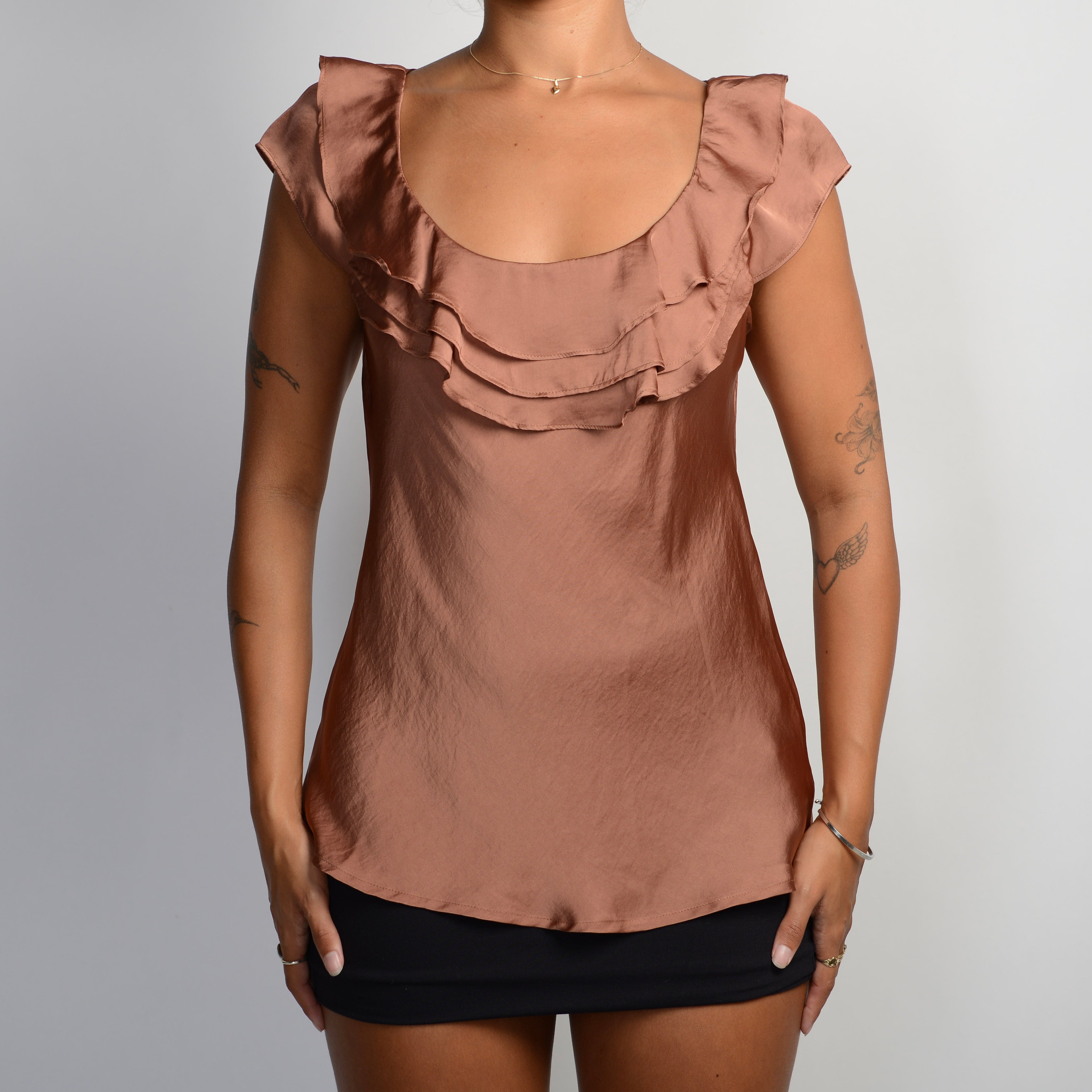 BRONZE RUFFLE TOP