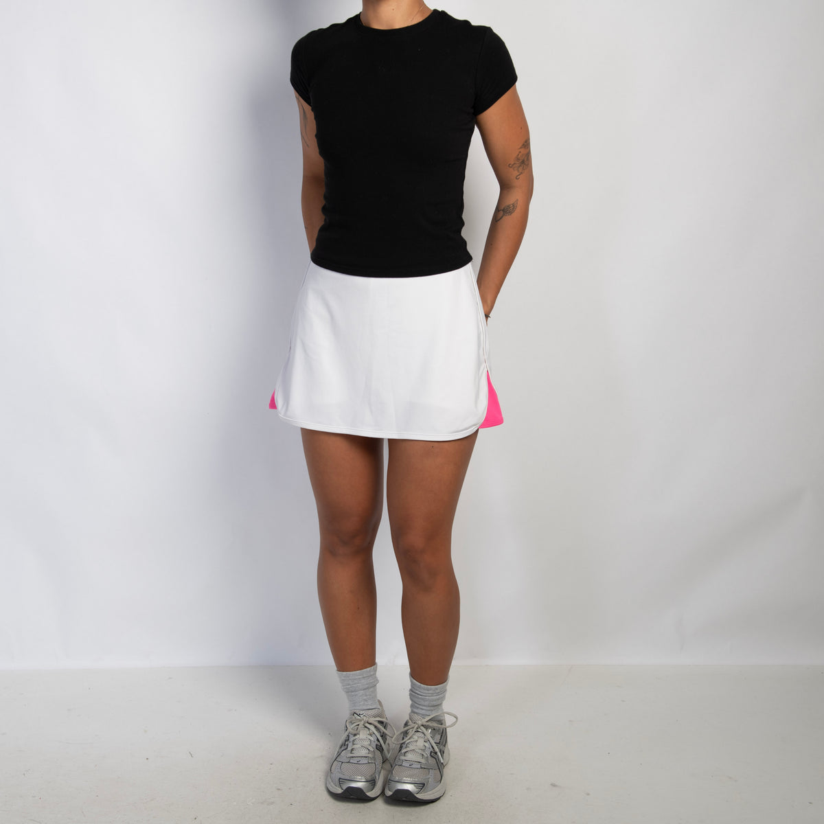WHITE ACTIVE SKORT