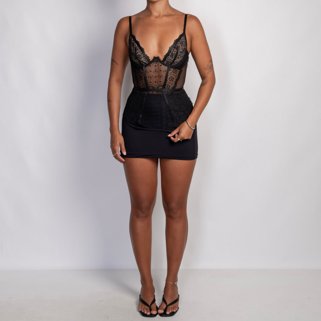 BLACK LACE BUSTIER