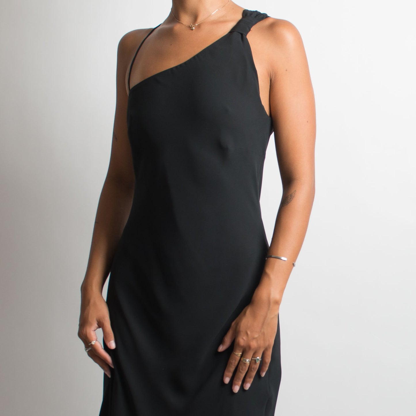 BLACK ASYMMETRIC EVENING DRESS