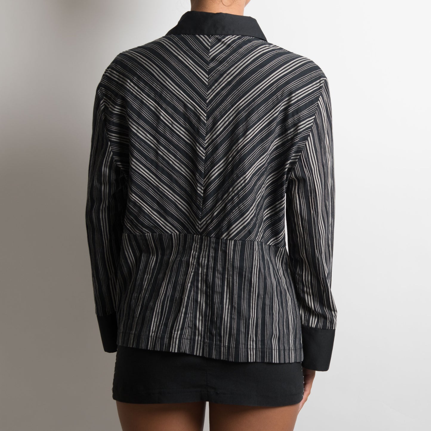 PINSTRIPE ZIP BLOUSE