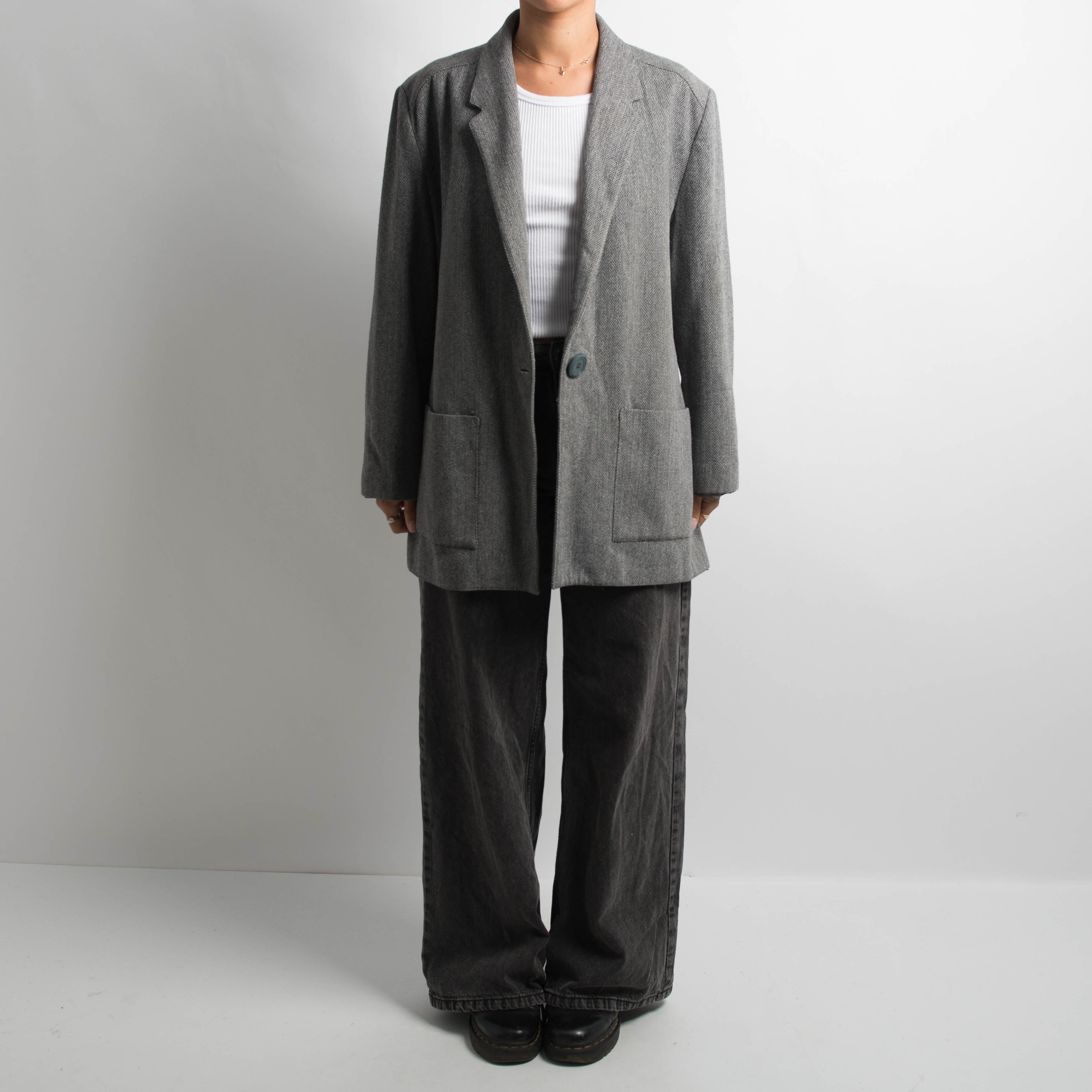 GREY OVERSIZED BLAZER