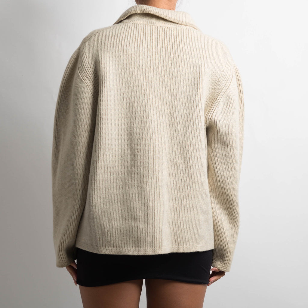 THICK COLLARED KNIT CARDIGAN