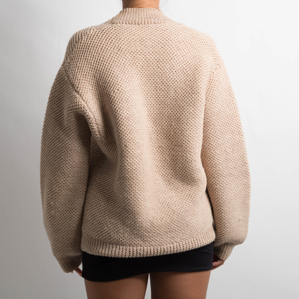 BEIGE CHUNKY KNIT CARDIGAN