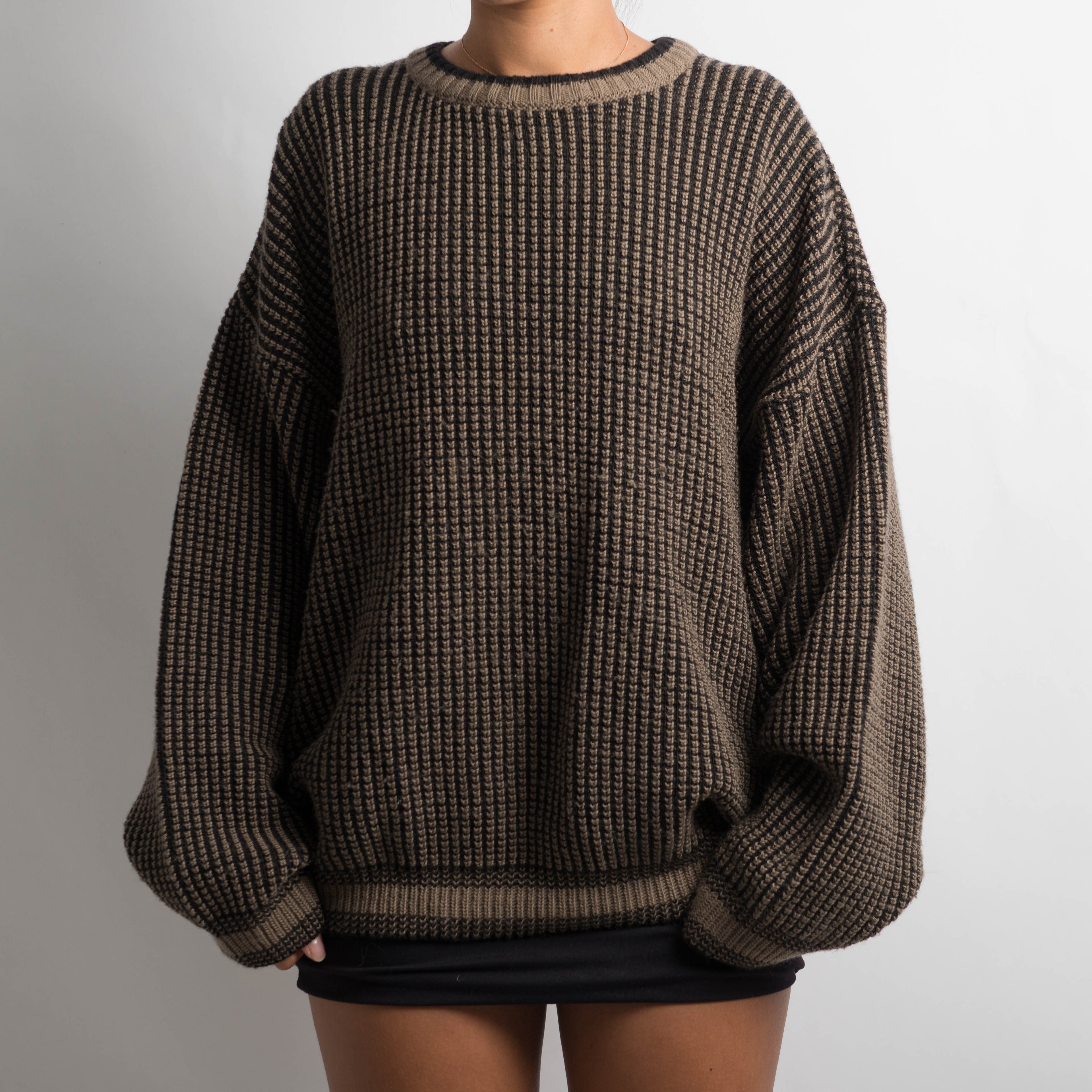 BROWN MARLE KNIT SWEATER