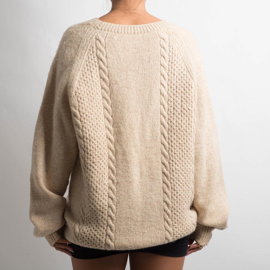 CREAM CABLE KNIT SWEATER