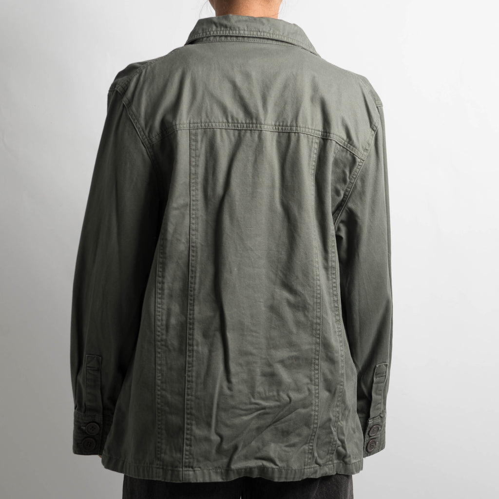 KHAKI SHACKET