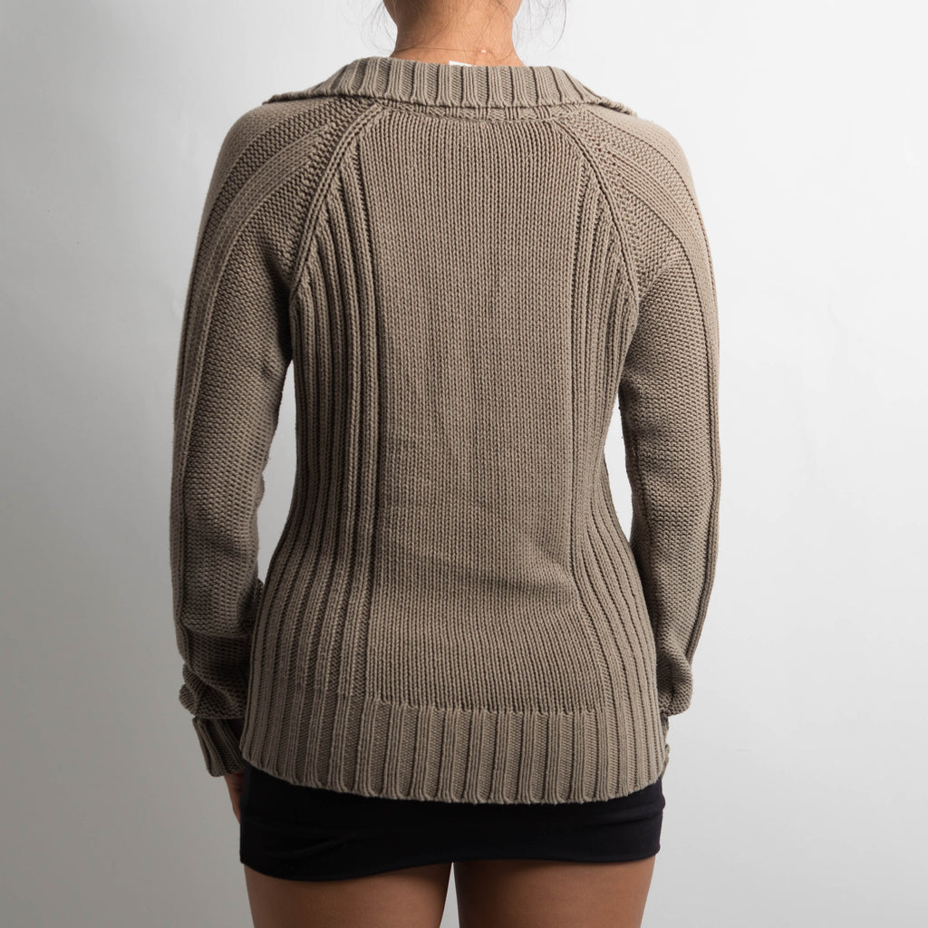 KHAKI COLLARED KNIT SWEATER