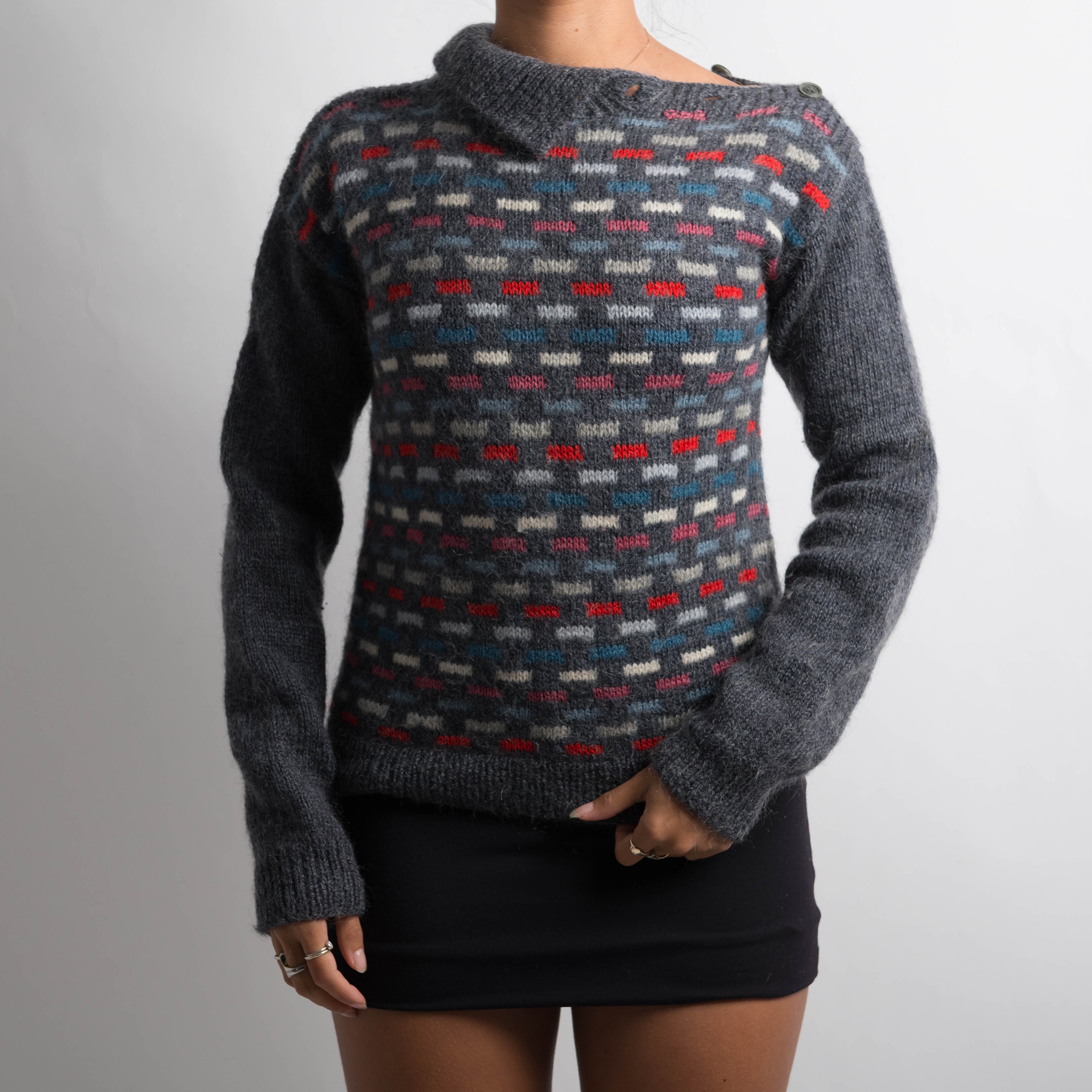 PATTERNED KNIT SWEATER
