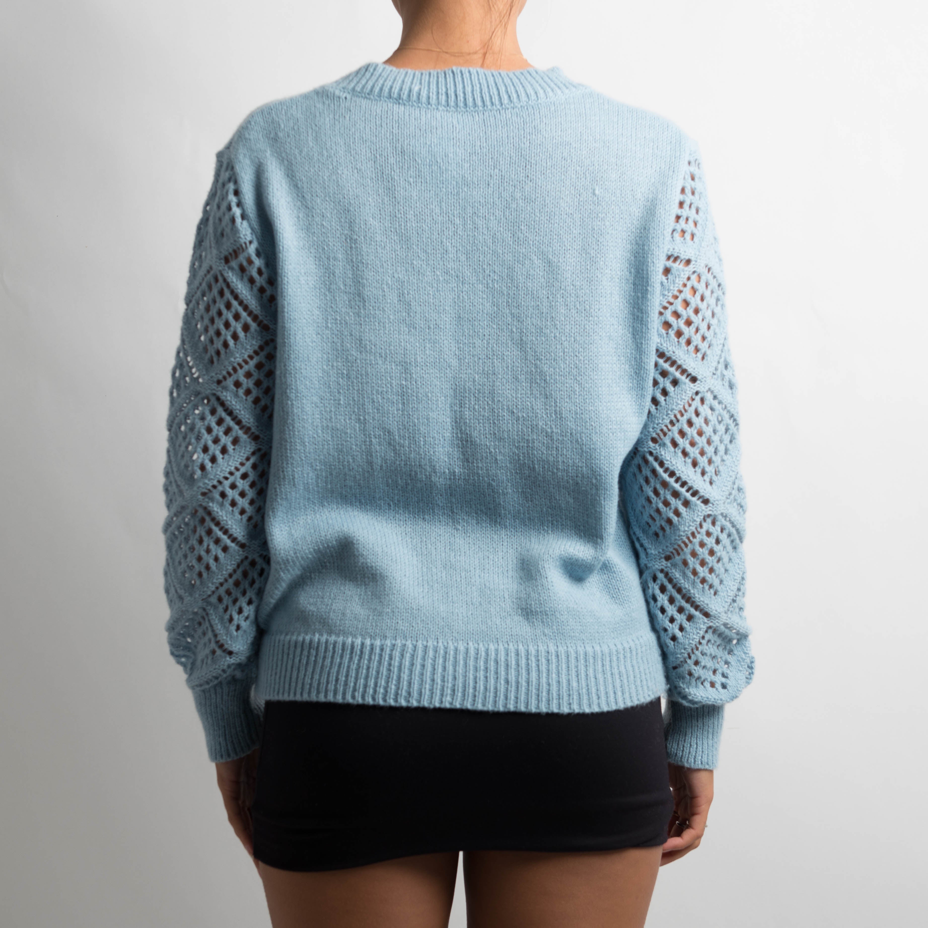 BLUE KNIT SWEATER