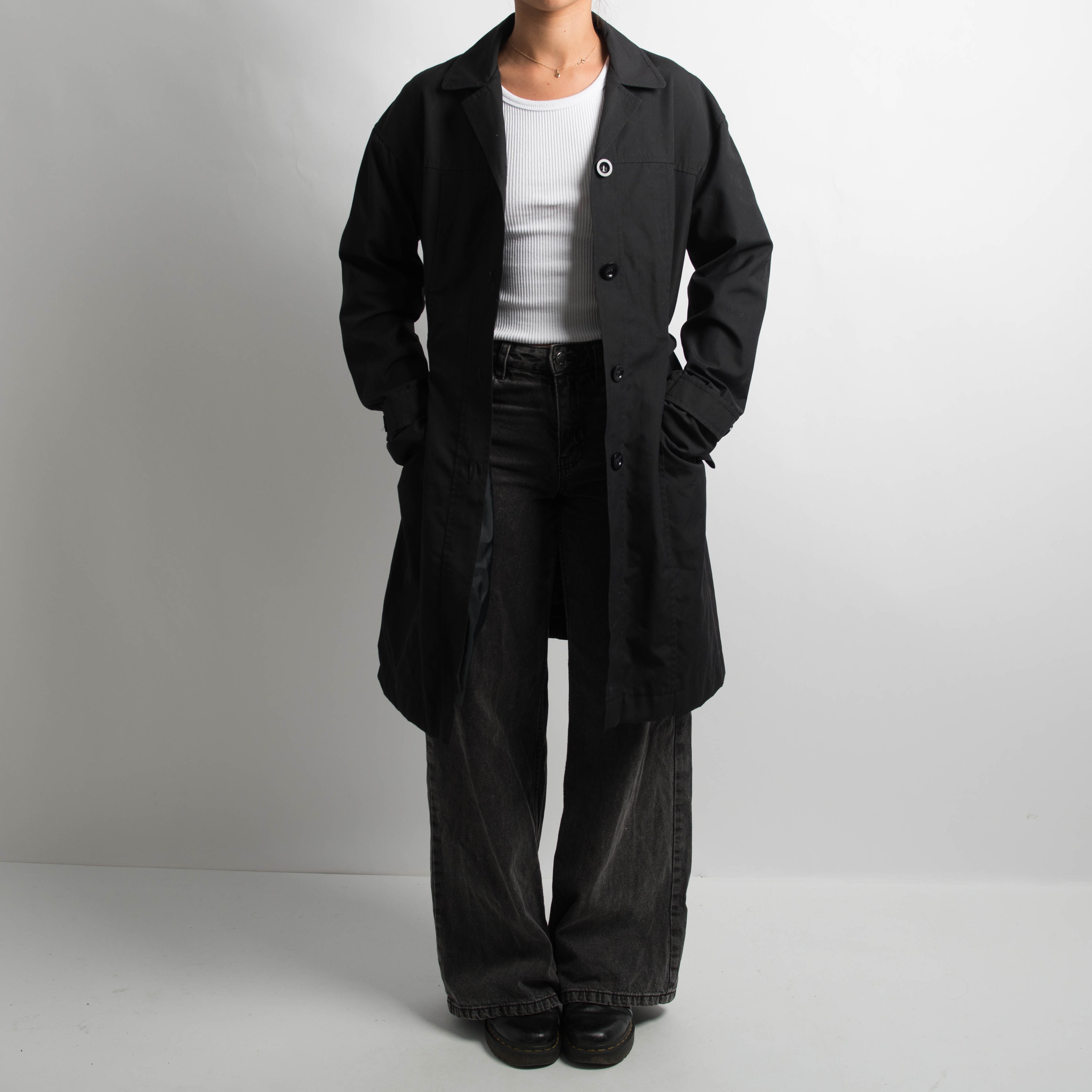 BLACK LIGHTWEIGHT COAT