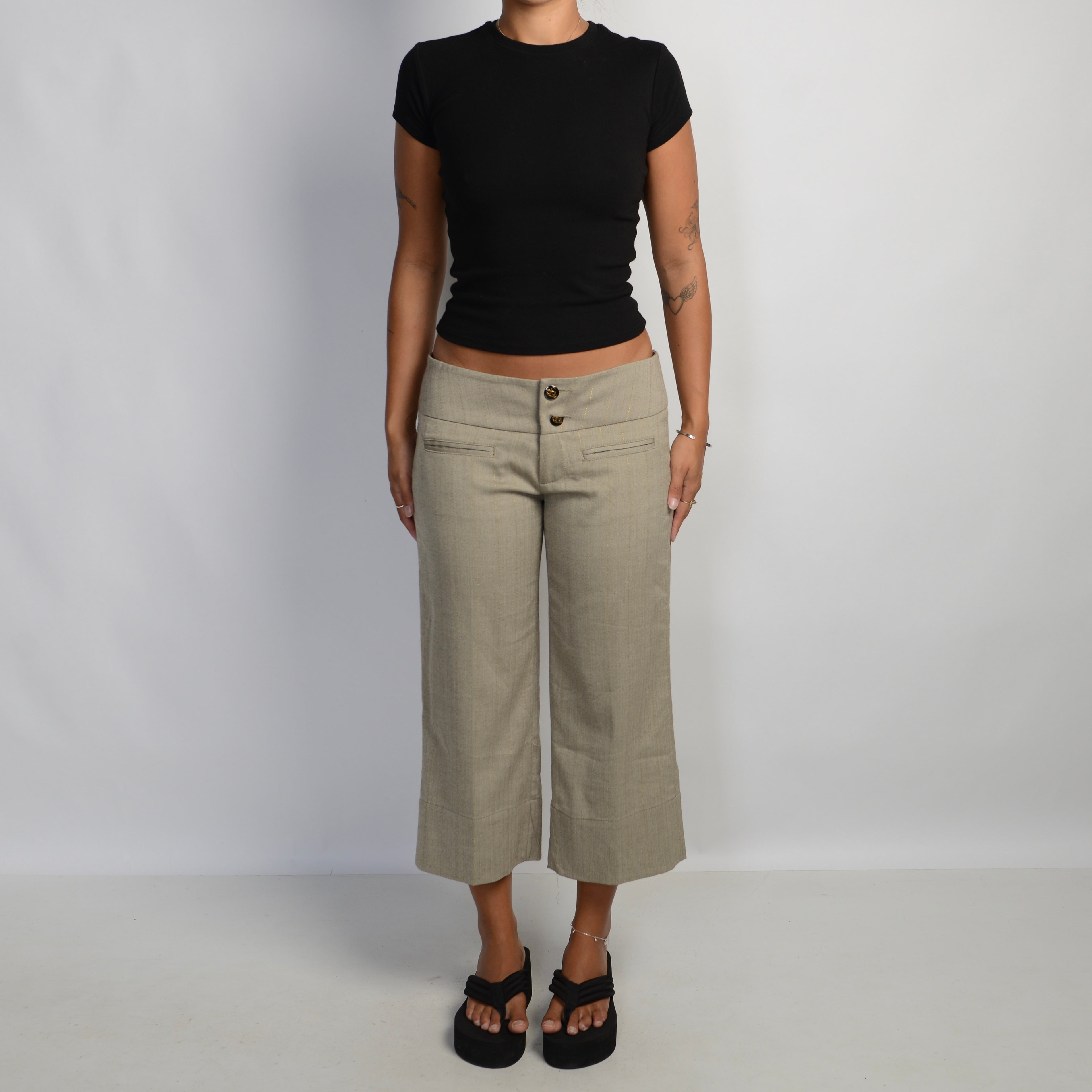 HERRINGBONE CAPRI PANTS