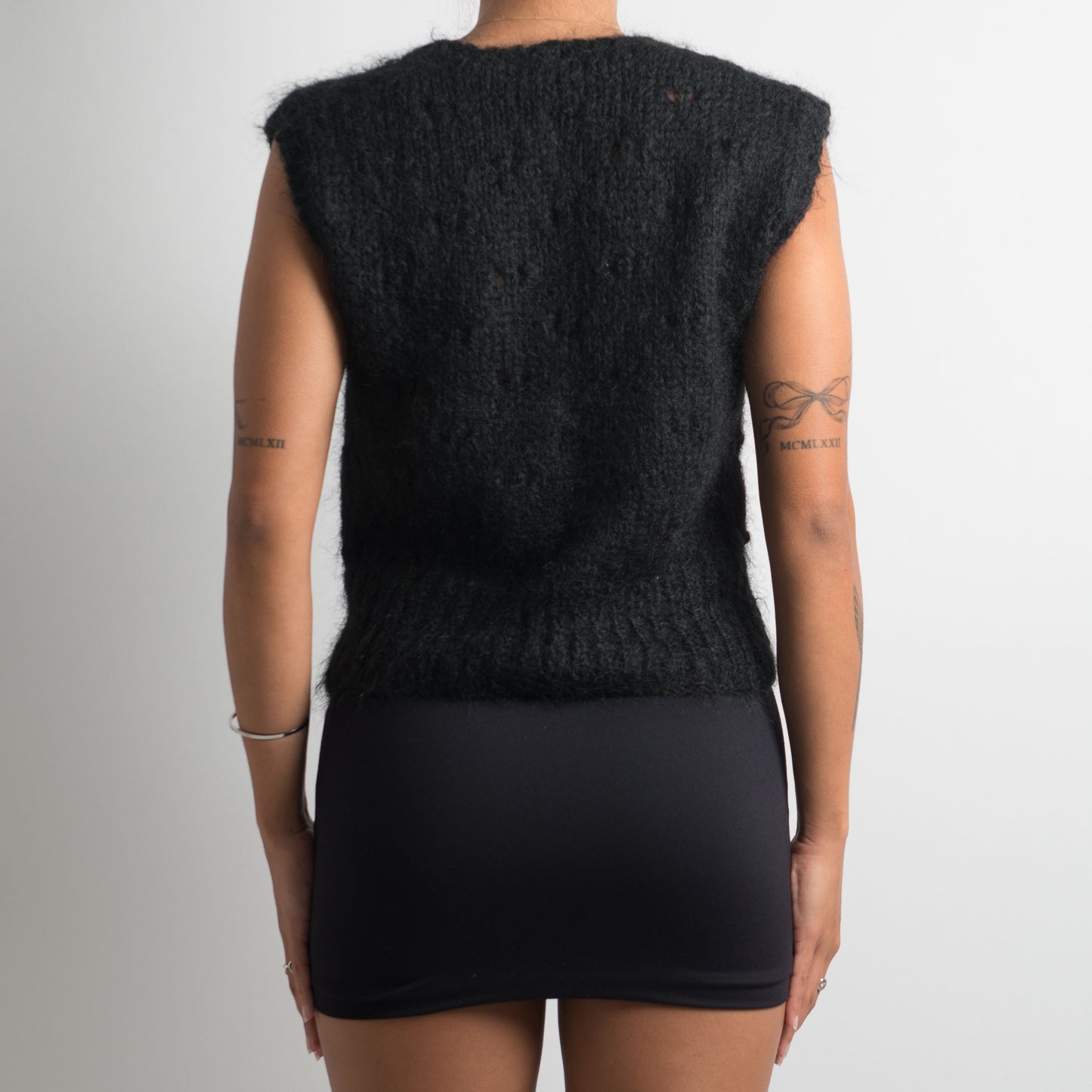 GILET EN TRICOT NOIR